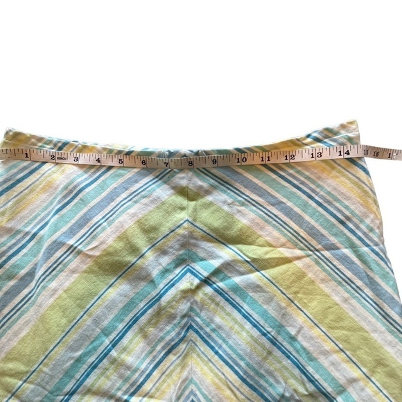 Old Navy size 16(old navy size 16) color striped skirt. Gently worn. - Picture 4 of 6